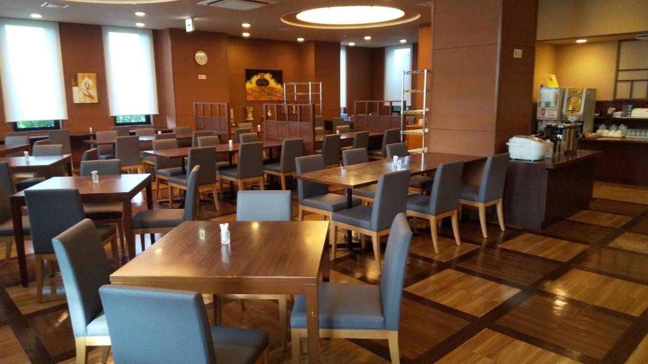 Hotel Route-Inn Hisai Inter Цу Екстериор снимка