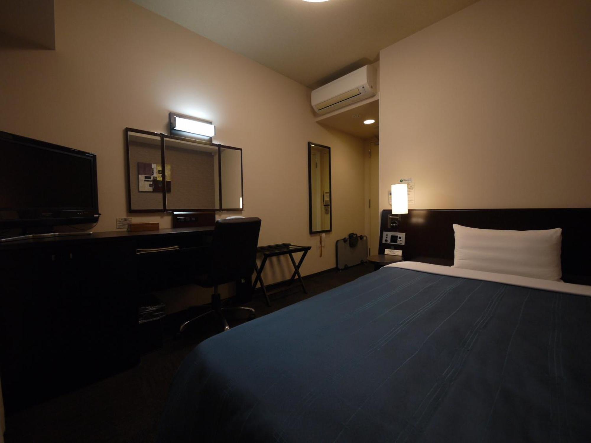 Hotel Route-Inn Hisai Inter Цу Екстериор снимка