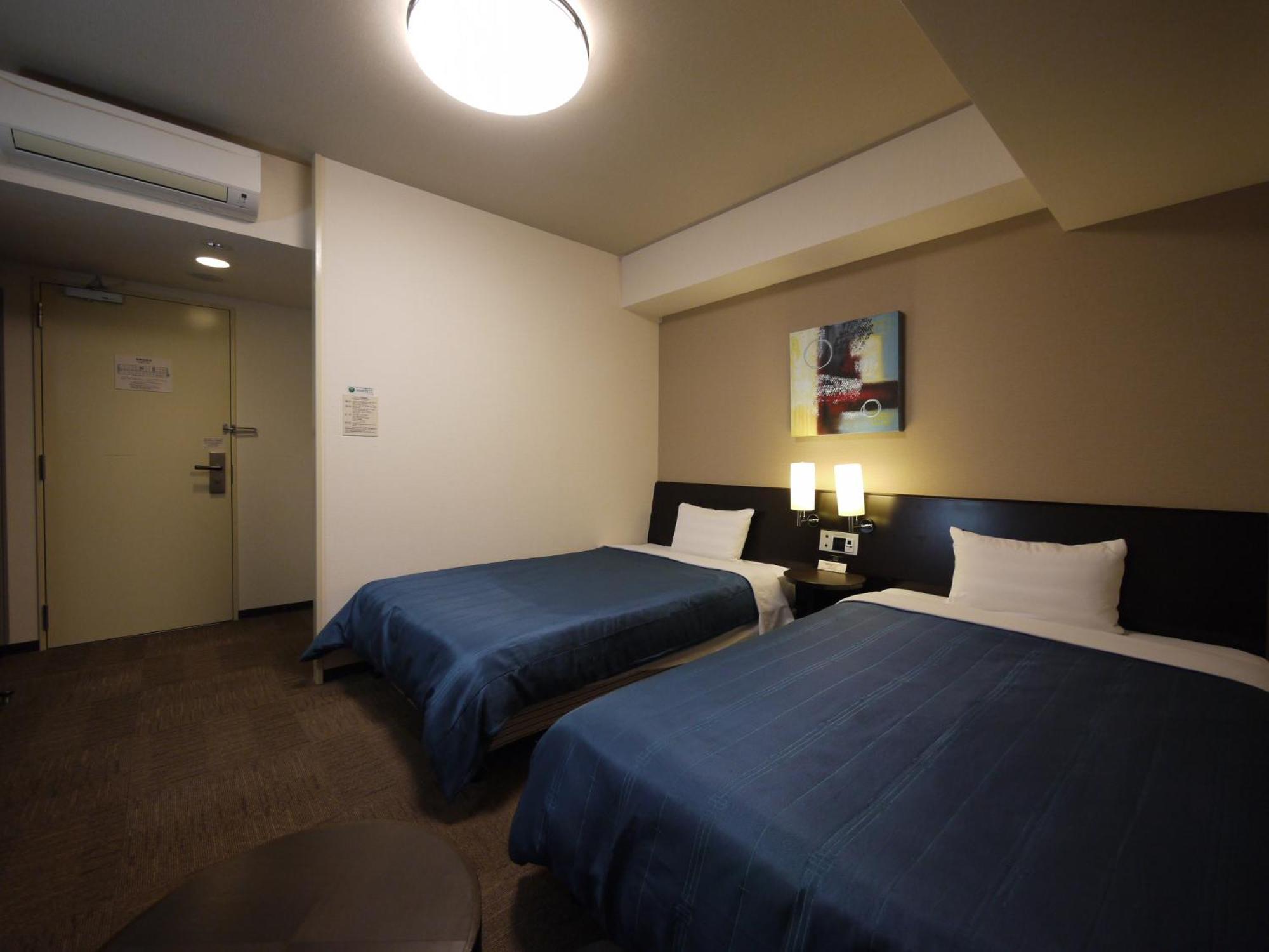 Hotel Route-Inn Hisai Inter Цу Екстериор снимка